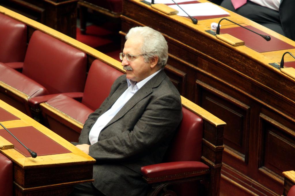 Μίμης Ανδρουλάκης: «Οταν παραιτήθηκα, το ΠΑΣΟΚ μου είπε να κρατήσω την έδρα μου»