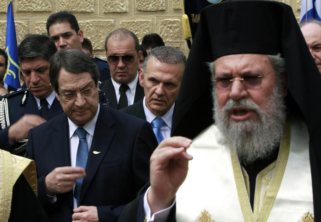 Για πρώτη φορά μετά από χρόνια, ο μέγας μουφτής των Τουρκοκύπριων επισκέφθηκε για ευχές τον αρχιεπίσκοπο Κύπρου