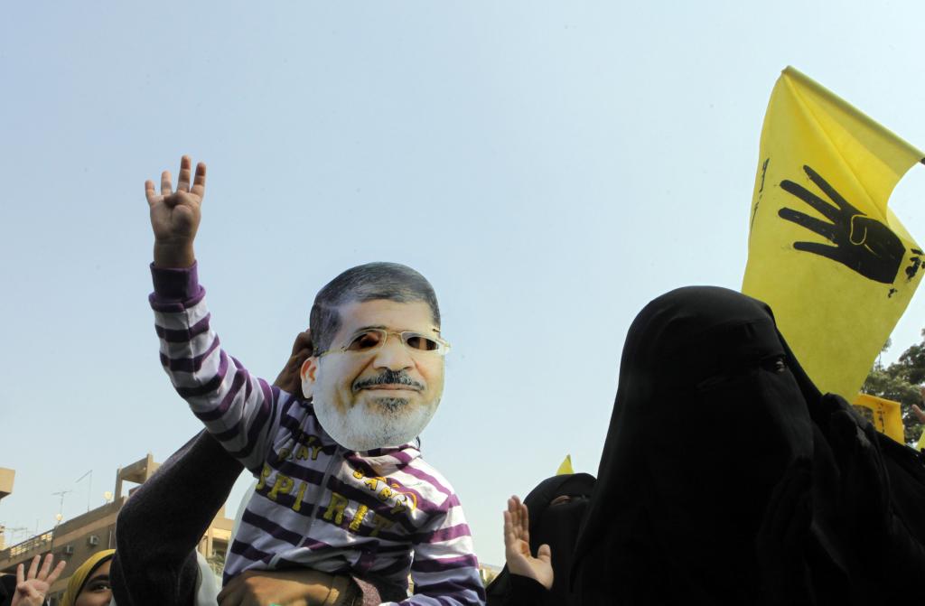 Η Αίγυπτος δικάζει τους προέδρους της: Στο εδώλιο από τη Δευτέρα και ο Μοχάμεντ Μόρσι