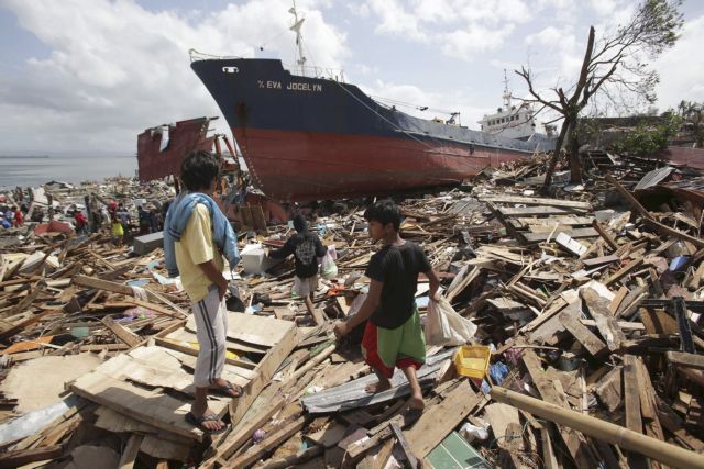 Βιβλική καταστροφή στις Φιλιππίνες: Πάνω από 10.000 οι νεκροί από τον τυφώνα-τέρας