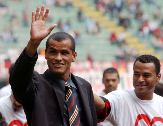 Ο Ριβάλντο δεν παραιτείται