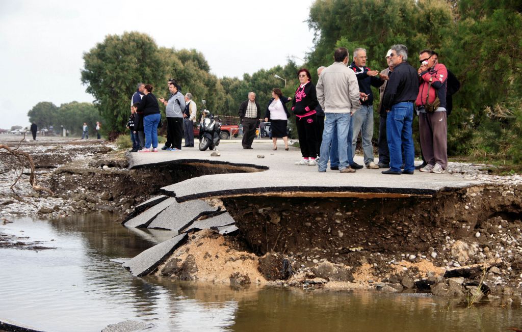 Παρέμβαση εισαγγελέα για τις πλημμύρες στη Ρόδο – συνεχίζονται οι έρευνες για τον 50χρονο