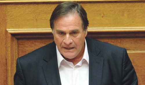 Τον Γιάννη Σγουρό κατηγορεί ως υπεύθυνο των επεισοδίων ο βουλευτής του ΣΥΡΙΖΑ Τσουκαλάς