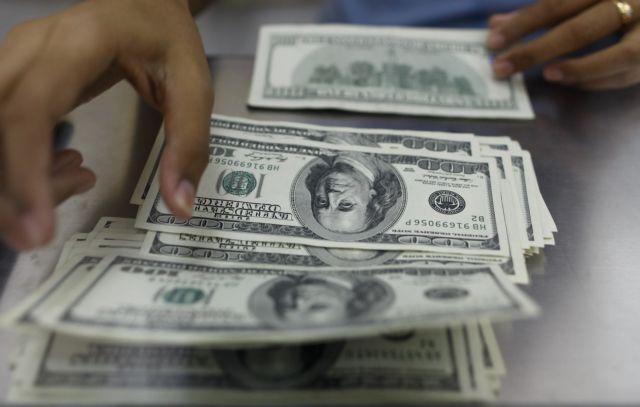 ΗΠΑ: «Εβρεξε» δολάρια σε εμπορικό κέντρο της Μινεσότα