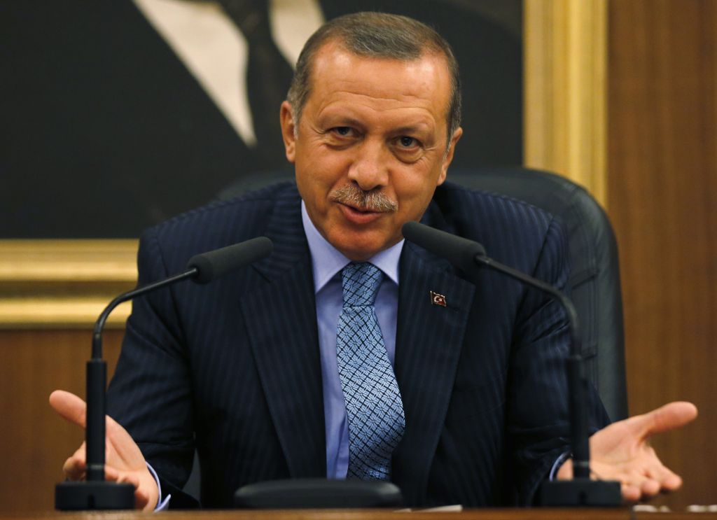 Ερντογάν: «Πώς μιλάνε για διαφθορά; Προκύπτει μήπως κάποια ζημιά σε βάρος του Δημοσίου;»