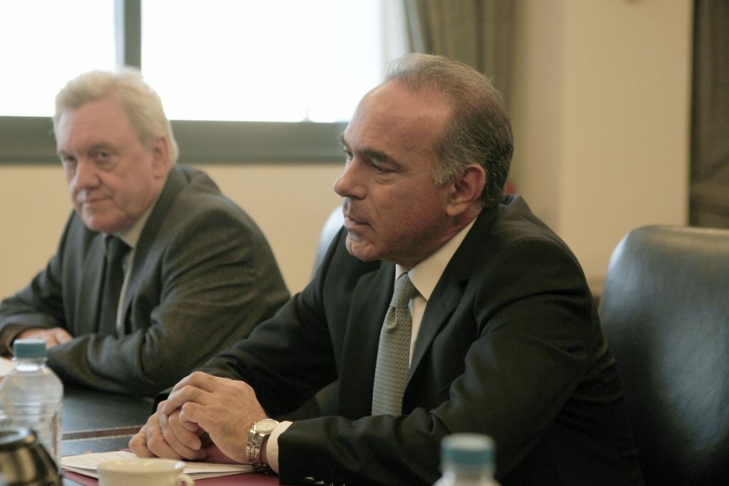 Νέα έκκληση Αρβανιτόπουλου στους διοικητικούς υπαλλήλους