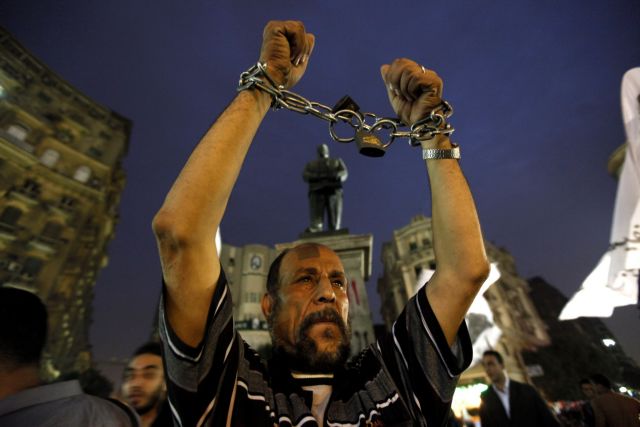 Ακτιβιστές παραπέμπονται σε δίκη επειδή διαδήλωσαν χωρίς άδεια στην Αίγυπτο