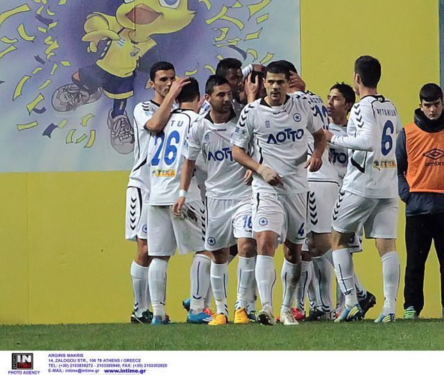 O Ατρόμητος πέρασε (2-0) από το Αγρίνιο