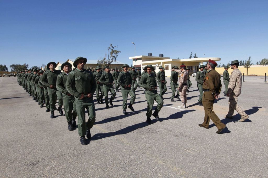 Λιβύη: Παραστρατιωτικοί απέκλεισαν την είσοδο της κεντρικής τράπεζας της χώρας