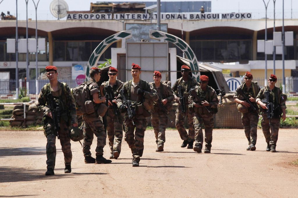 Η Γαλλία έστειλε 1.200 στρατιώτες στην Κεντροαφρικανική Δημοκρατία