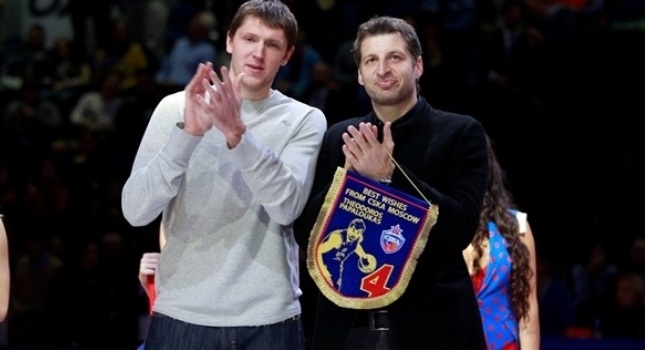 H Μόσχα τίμησε τον Θόδωρο Παπαλουκά για την προσφορά του στο μπάσκετ