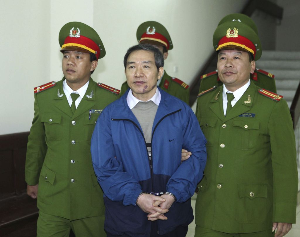 Βιετνάμ: Δύο στελέχη ναυτιλιακής, ένοχοι για διαφθορά, καταδικάστηκαν σε θάνατο