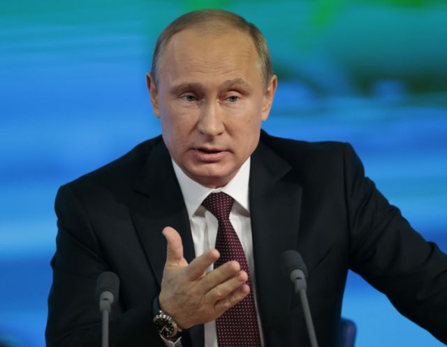 Πούτιν: «Εχουμε υποχρέωση να βοηθήσουμε τους αδελφούς Ουκρανούς»