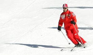 Ο Μίκαελ Σουμάχερ ενώ κάνει σκι σε ιταλικό χειμερινό θέρετρο τον Ιανουάριο του 2006