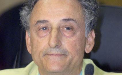 Ομολόγησε μίζες 16 εκατ. ευρώ για εξοπλιστικά προγράμματα ο Αντ. Καντάς