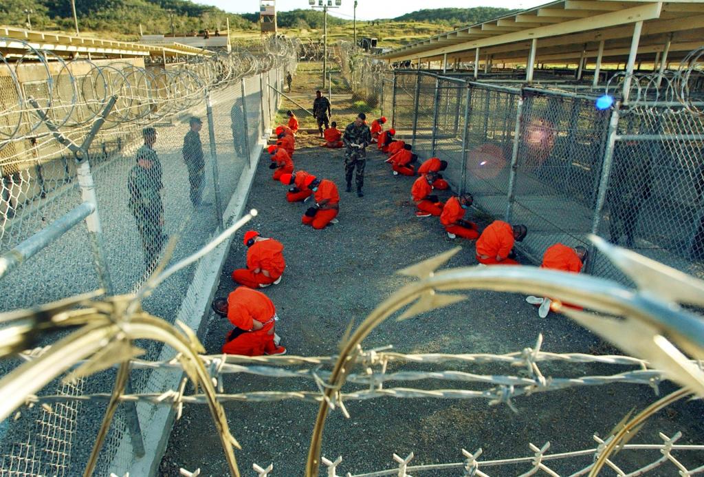 Δύο λιγότεροι οι κρατούμενοι στο Γκουαντάναμο