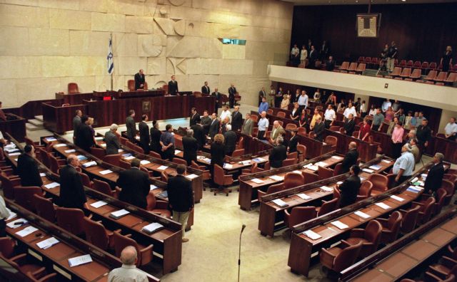 Σάλος στο Ισραήλ για άρνηση αιμοληψίας από εβραία βουλευτή αιθιοπικής καταγωγής