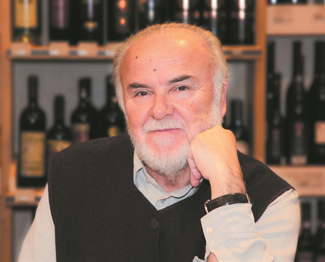 Ο ποιητής Μιχάλης Γκανάς υποψήφιος για αμερικανικό λογοτεχνικό βραβείο