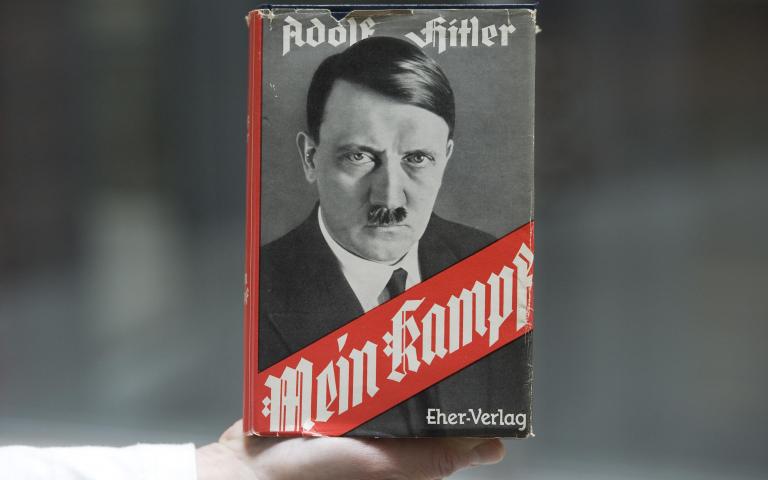 Γιατί «Ο Αγών μου» του Χίτλερ έγινε ψηφιακό bestseller | tanea.gr