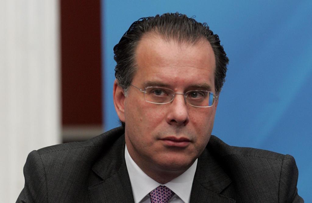 «Θεσμικά ανέφικτη η πρόταση Σόιμπλε για κοινοβούλιο της ευρωζώνης», λέει ο Γ. Κουμουτσάκος