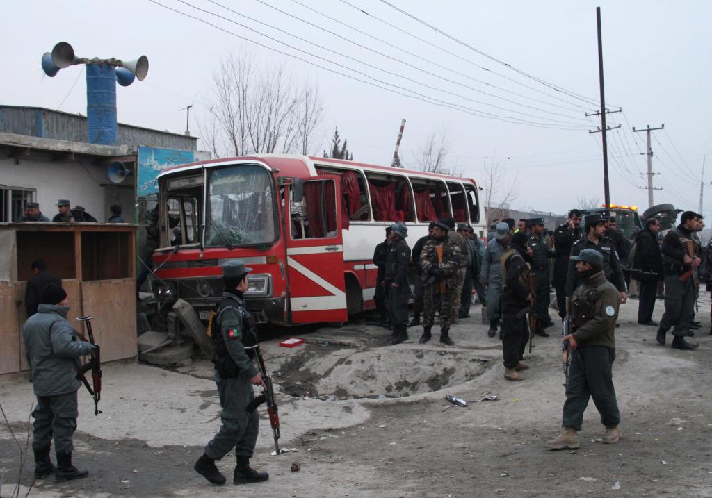 Αφγανιστάν: Δύο νεκροί σε επίθεση βομβιστή-καμικάζι εναντίον λεωφορείου που μετέφερε αστυνομικούς