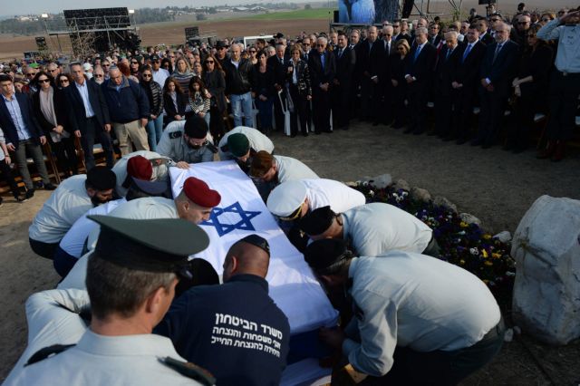 Ισραήλ: Ο τελευταίος αποχαιρετισμός για τον Αριέλ Σαρόν