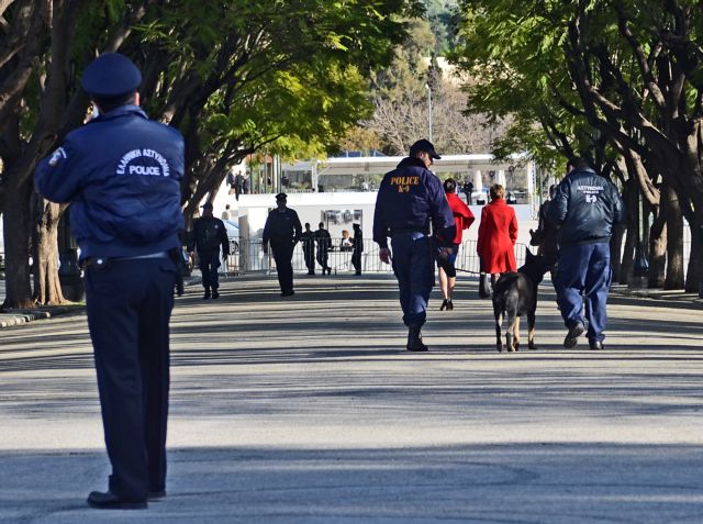 Η 17Ν αποκηρύσσει τον Ξηρό