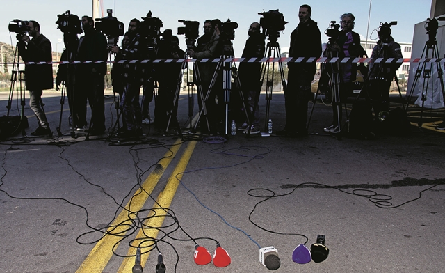 Διαπλοκή και καλά κρασιά…