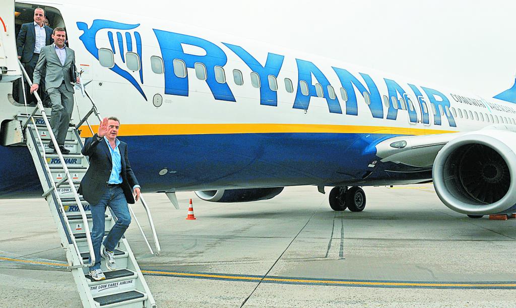 Στα 12 ευρώ «προσγείωσε» η Ryanair το εισιτήριο για Αθήνα – Θεσσαλονίκη