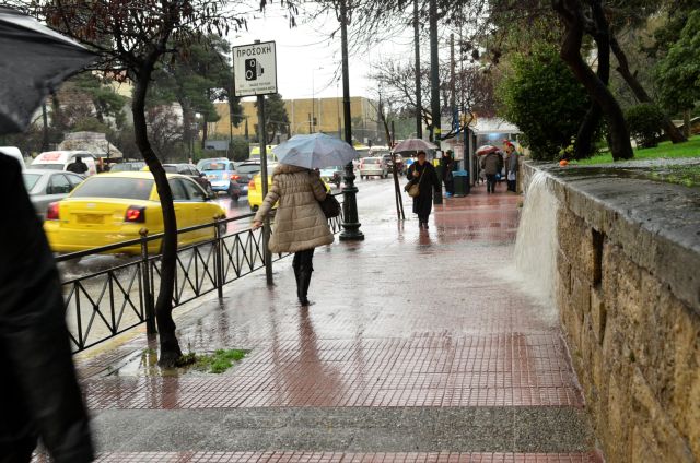 Με βροχές η Καθαρή Δευτέρα στο μεγαλύτερο μέρος της χώρας