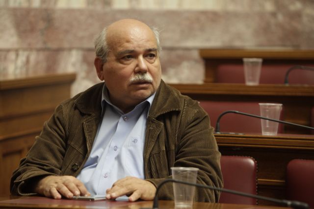 Βούτσης κατά Λαφαζάνη για «δυσανεξία σε οποιοδήποτε άνοιγμα του ΣΥΡΙΖΑ»