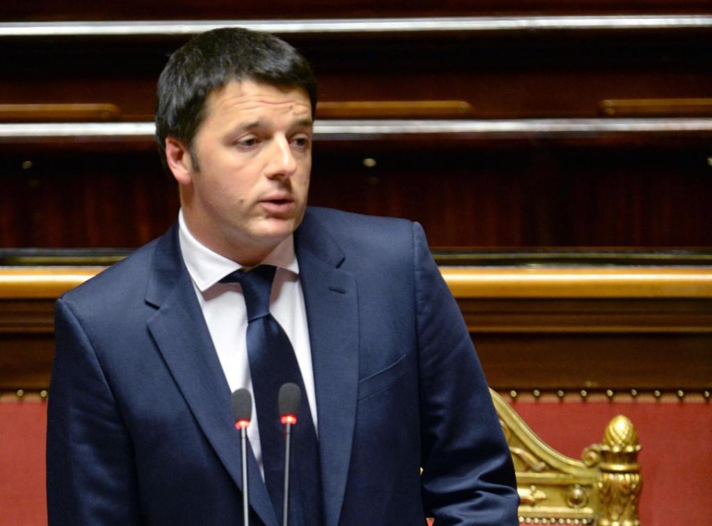 «Εύθραυστη» ψήφο εμπιστοσύνης από την ιταλική Γερουσία πήρε ο Ματέο Ρέντσι – Την Τρίτη ψηφίζει η Βουλή