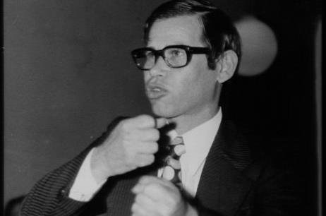 Κατεβείτε όλοι κάτω! Είναι παραγγελιά!