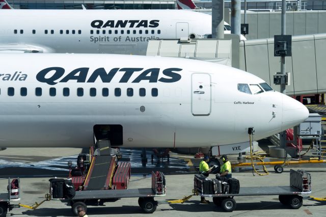 Σε 5.000 απολύσεις θα προχωρήσει η αεροπορική εταιρεία Qantas
