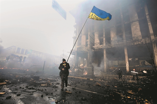 Μια χώρα που μετρούσε πληγές