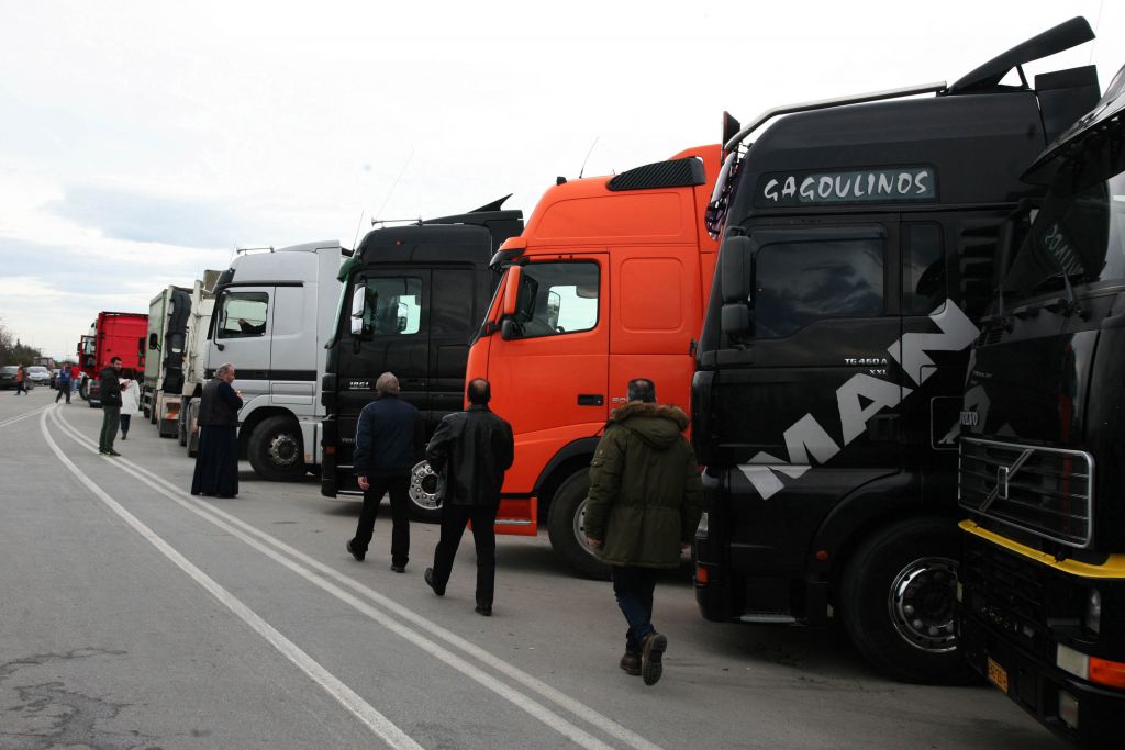 Ανέστειλαν τις απεργιακές τους κινητοποιήσεις οι οδηγοί φορτηγών