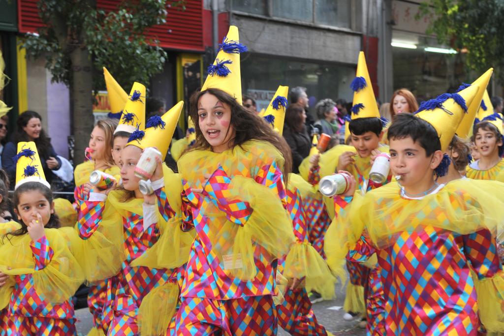 Κορυφώνονται οι εκδηλώσεις του Πατρινού Καρναβαλιού – πάνω από 30.000 οι συμμετέχοντες