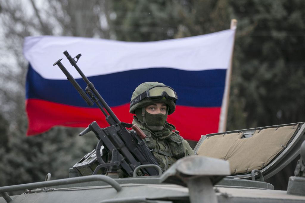 «Κόκκινος συναγερμός» σε Δύση και Ουκρανία μετά τη ρωσική εισβολή στη Κριμαία