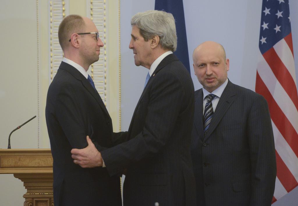 Ξεκίνησαν διπλωματικές επαφές Ρωσίας – Ουκρανίας σε επίπεδο υπουργών