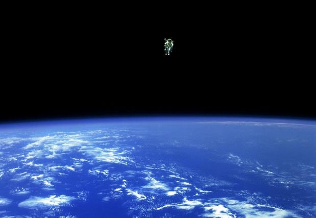 Το αληθινό «Gravity»: η NASA «ακολουθεί» τα Οσκαρ με φωτογραφίες από το Διάστημα