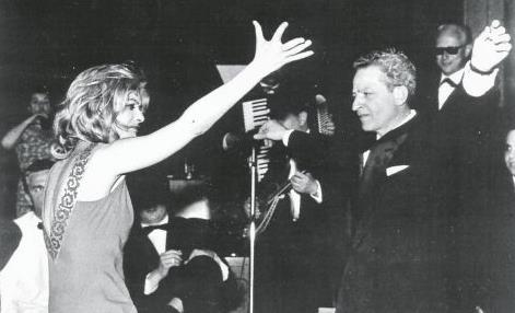 Οταν οι Κάννες χόρευαν χασάπικο