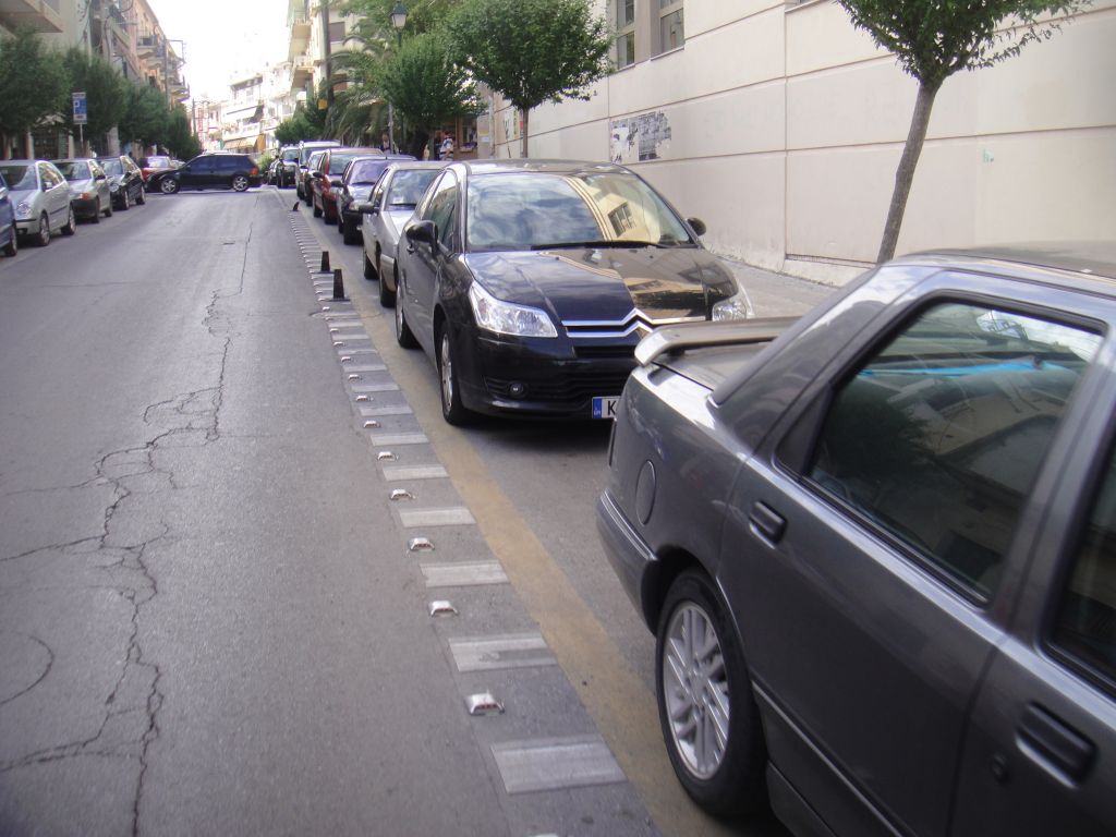 Ορθοπεταλιές #54 – SOS για τους ποδηλατόδρομους της Κέρκυρας