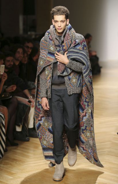 Οταν οι βελόνες   πλέκουν ιστορίες