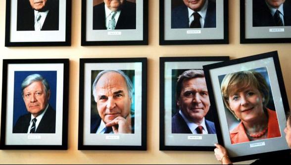 Τρεις πρώην καγκελάριοι υπέρ Πούτιν