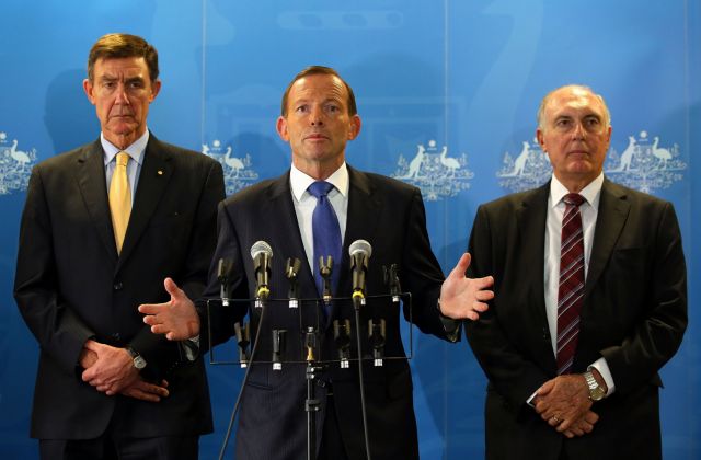 «Θα ψάχνουμε το αεροπλάνο για αρκετό καιρό μέχρι να βρεθεί», δήλωσε o πρωθυπουργός της Αυστραλίας, Τόνι Αμποτ