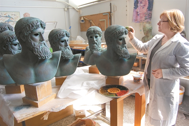 Νέοι στόχοι για πωλητήρια, ηλεκτρονικό εισιτήριο και ΙΕΚ εκμαγείων