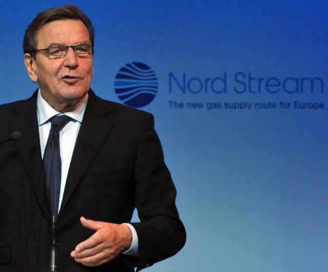 Γκέρχαρντ Σρέντερ: «Ρεαλιστικός ο στόχος ένταξης της Σερβίας στην ΕΕ έως το 2020»