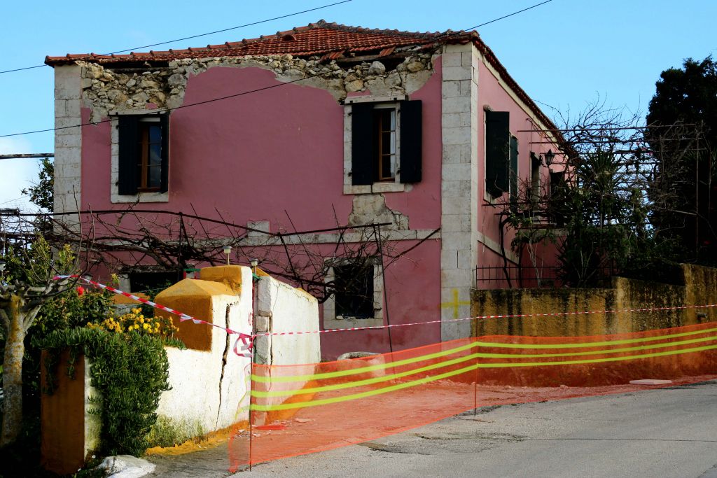 Ακατάλληλο κρίθηκε το 50% των κτιρίων που ελέγχθηκαν στην Κεφαλονιά