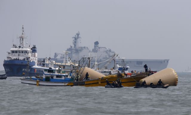 Σκληρή καταδίκη από την πρόεδρο της Ν. Κορέας: «Οι πράξεις του πλοιάρχου και των ναυτικών ισοδυναμούν με φόνο»