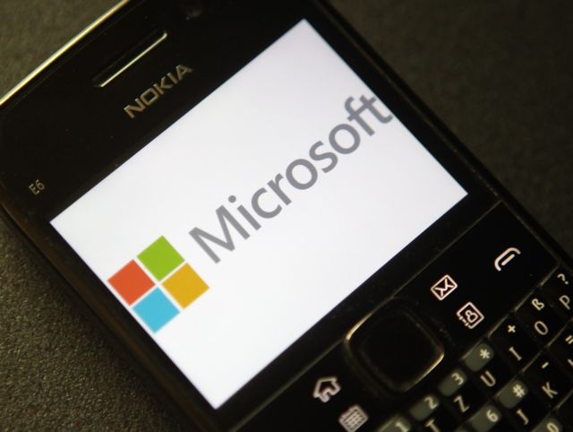 Γιατί η Microsoft σχεδιάζει να εξαφανίσει το λογότυπο της Nokia